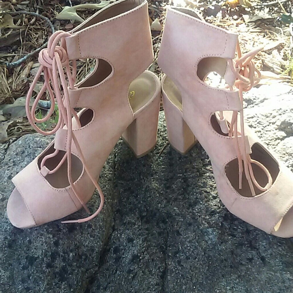 Ankle Tie Sandal|Peach Lace Up Sandal